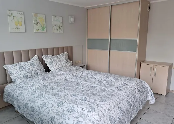 Apartament Jednosci Narodowej
